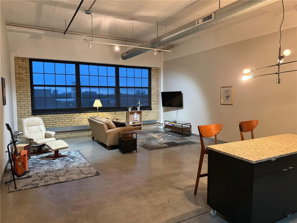 730 Stinson Boulevard #407 Minneapolis MN 55413 7106667 image9