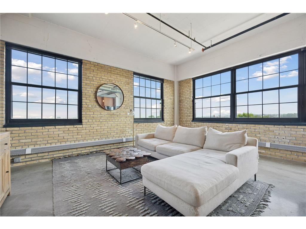 730 Stinson Boulevard #414 Minneapolis MN 55413 6791199 image1