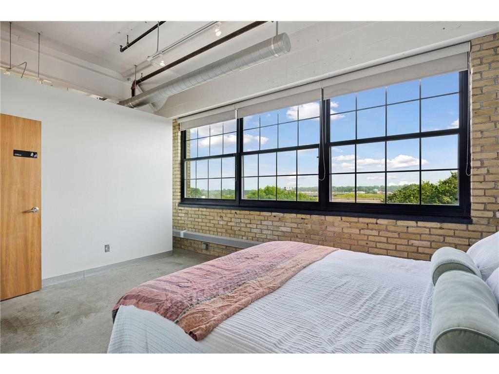 730 Stinson Boulevard #414 Minneapolis MN 55413 6791199 image16