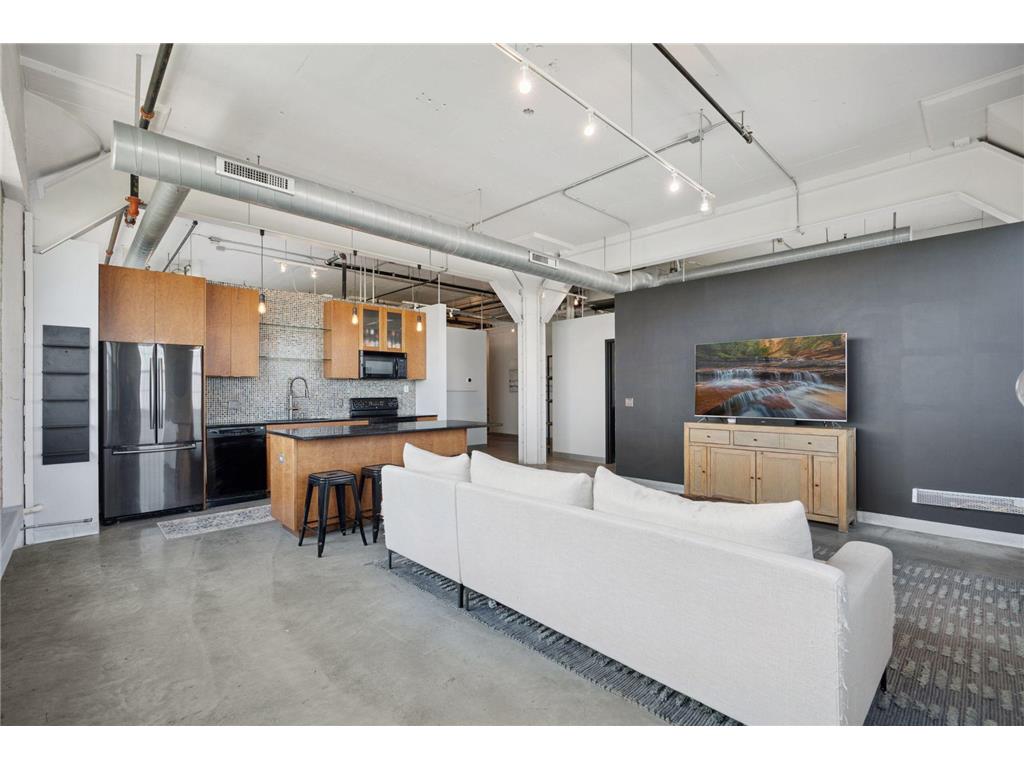 730 Stinson Boulevard #414 Minneapolis MN 55413 6791199 image7