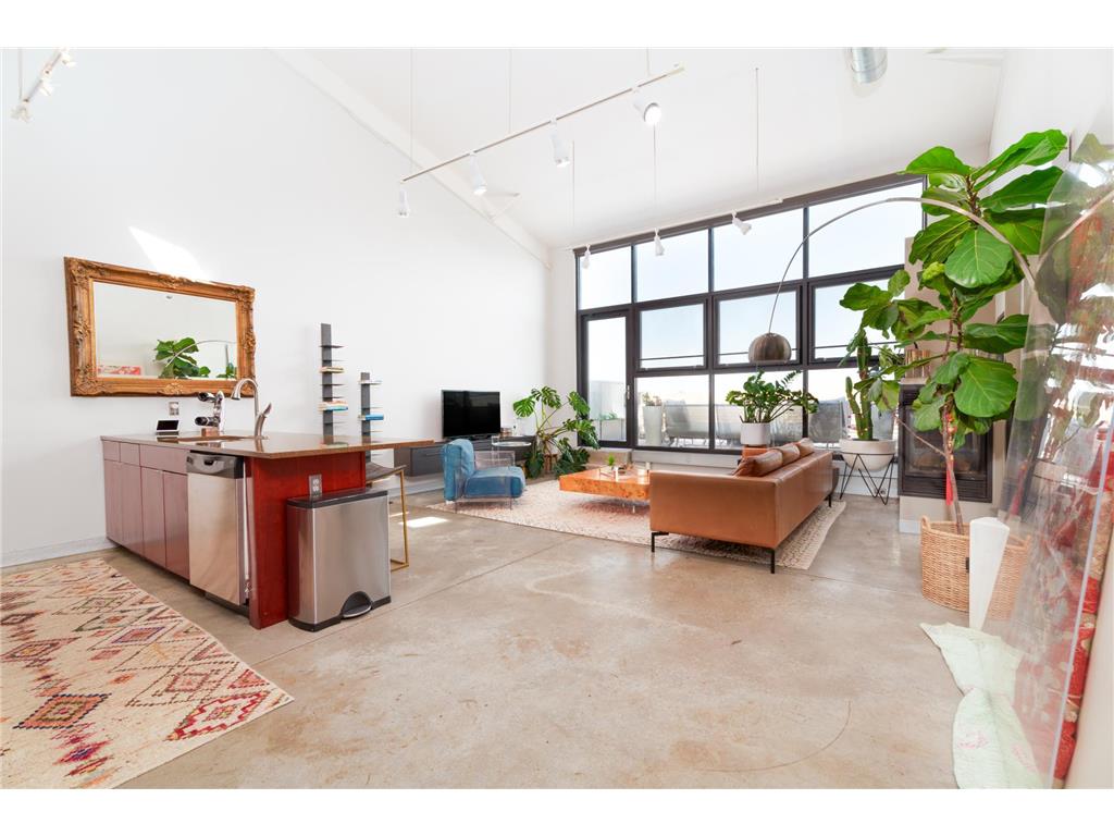 730 Stinson Boulevard #521 Minneapolis MN 55413 6423111 image1