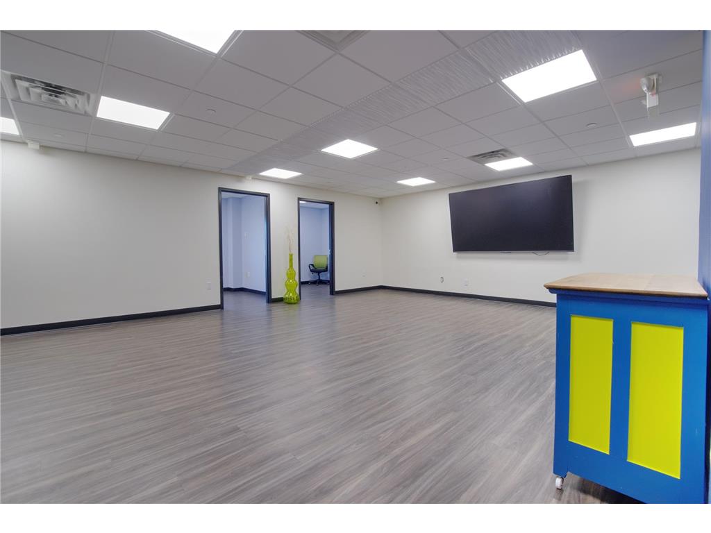 7300 France Avenue S #301 Edina MN 55435 6818205 image7