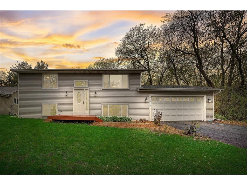 7300 Hunters Run, Eden Prairie, MN, 55346 MLS 6468454 Edina Realty