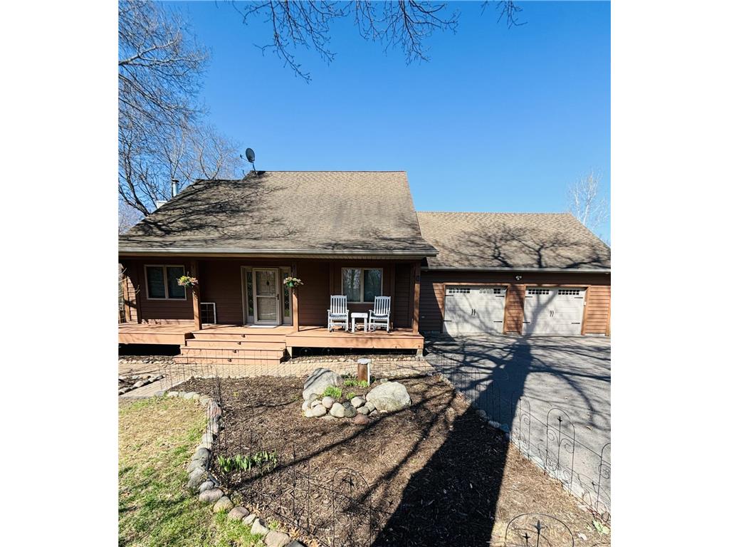 731 220th Street Osceola WI 54020 6524499 image1