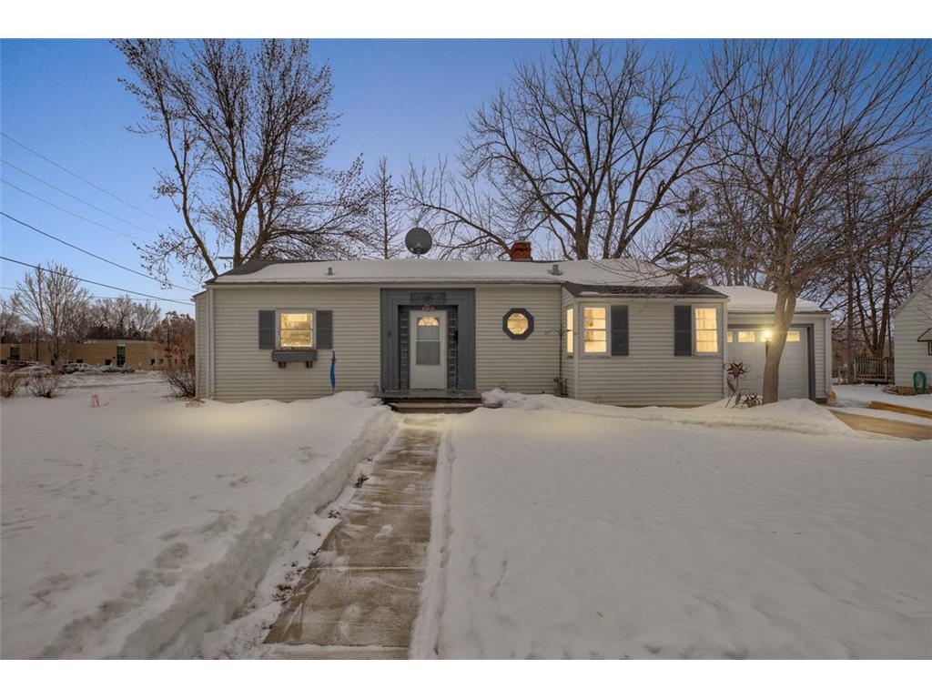 731 Division Street E Faribault MN 55021 6334855 image1