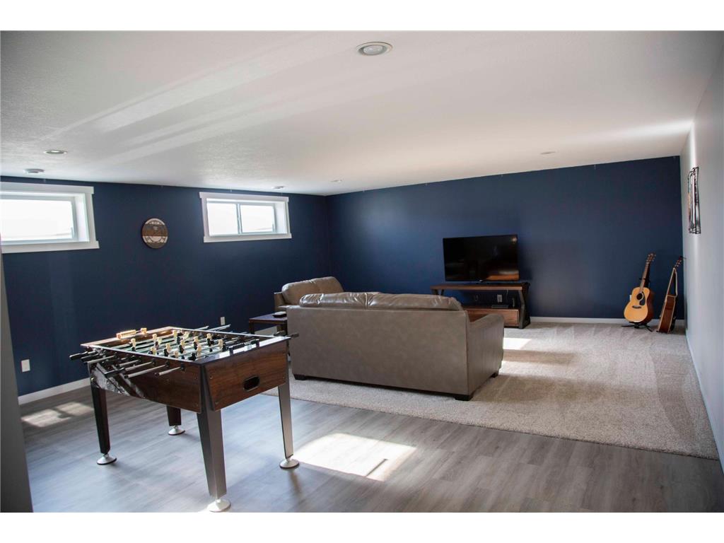 731 St James Circle Litchfield MN 55355 7082000 image18