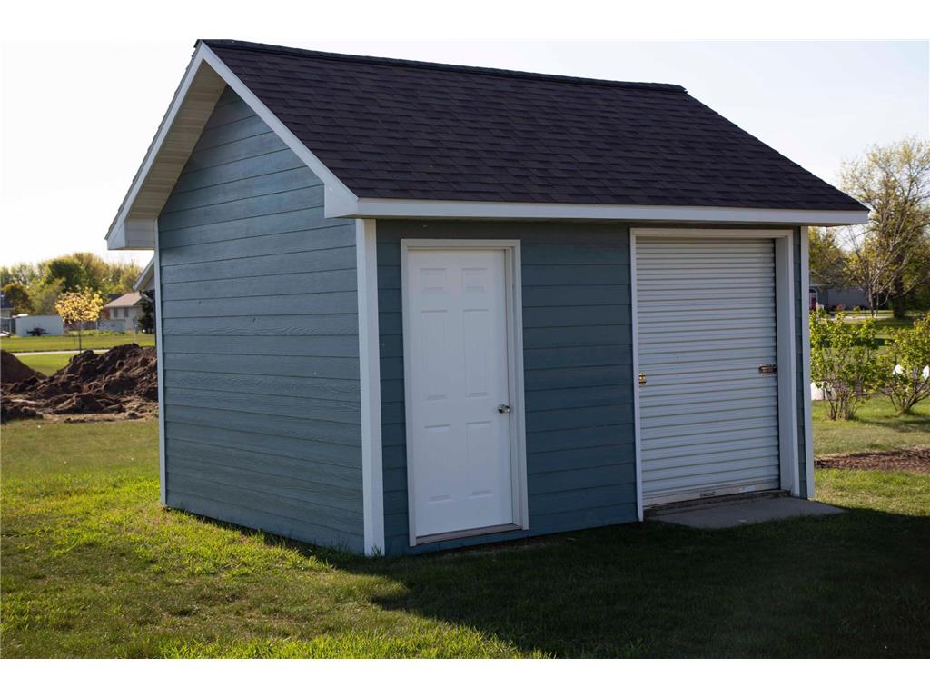 731 St James Circle Litchfield MN 55355 7082000 image6