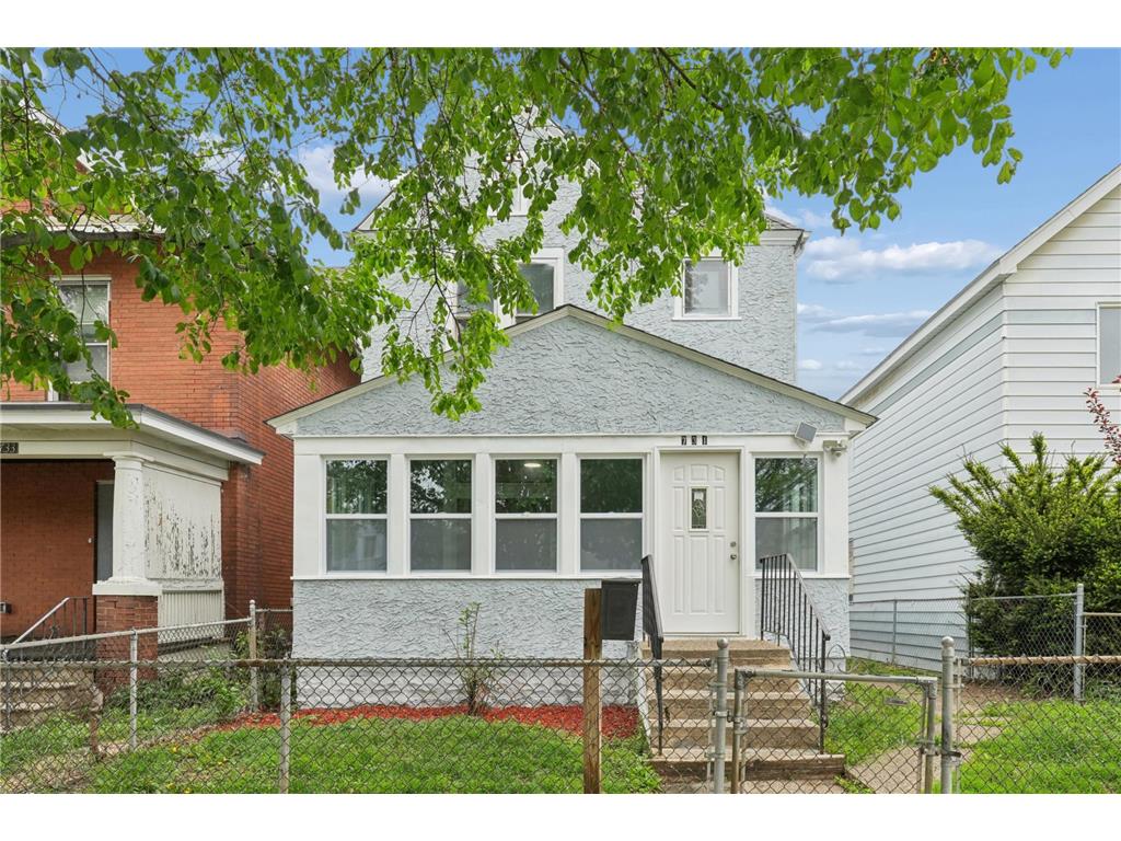 731 Thomas Avenue Saint Paul MN 55104 7076438 image1