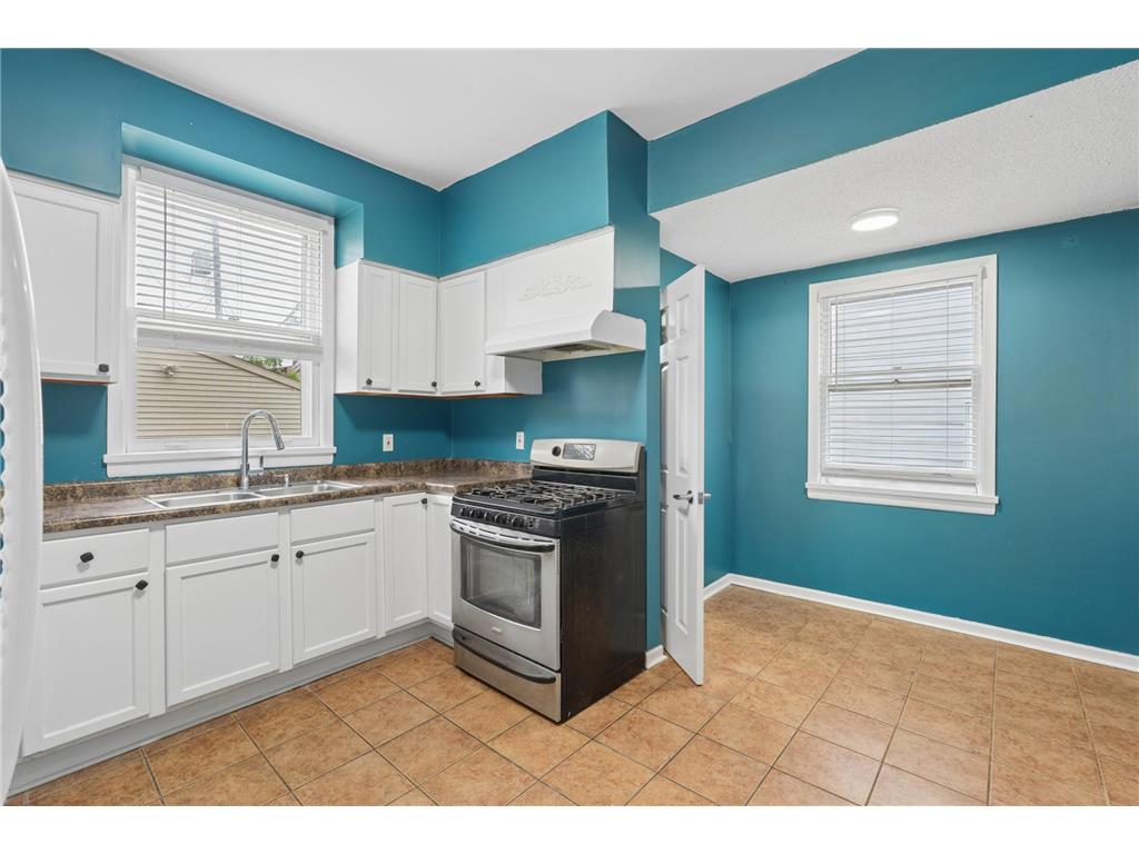 731 Thomas Avenue Saint Paul MN 55104 7076438 image12