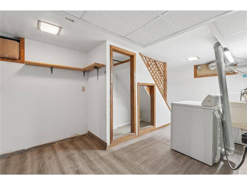 731 Thomas Avenue Saint Paul MN 55104 7076438 image33