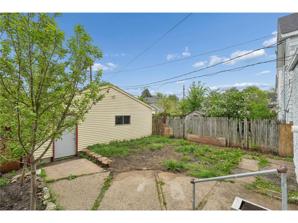 731 Thomas Avenue Saint Paul MN 55104 7076438 image49