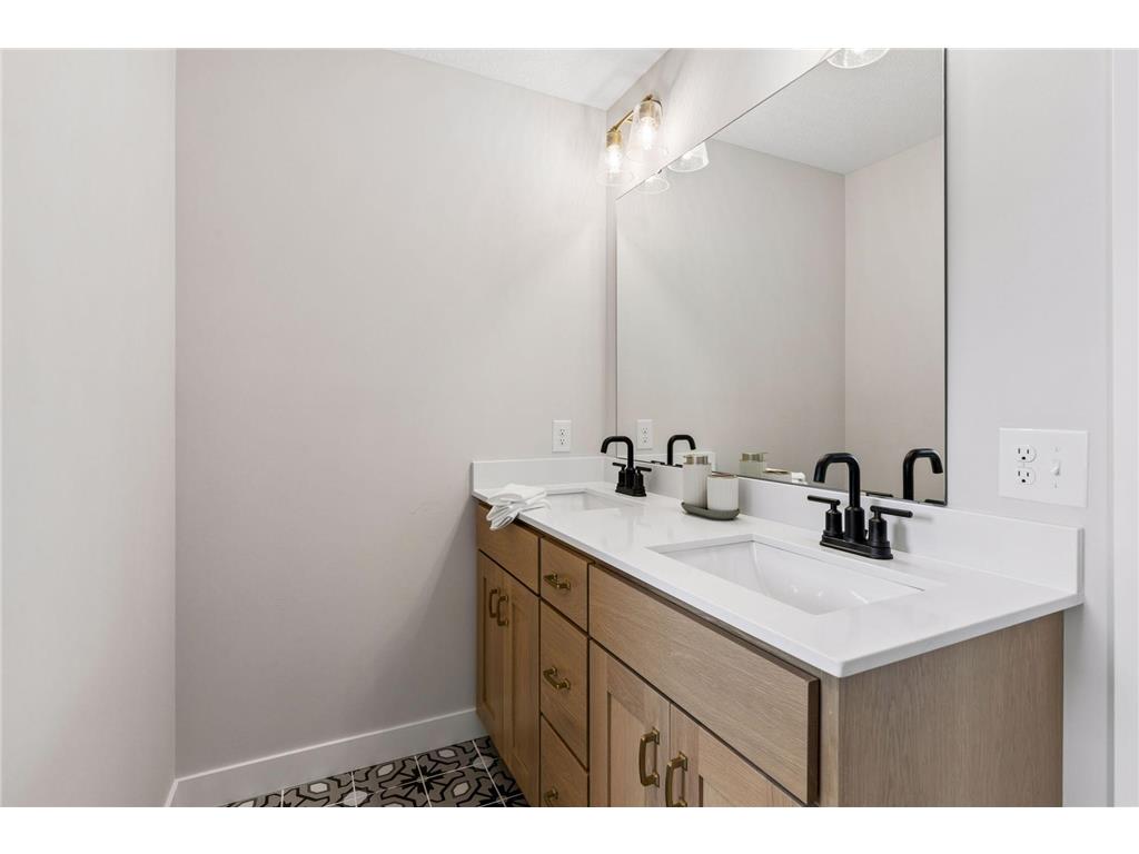 7310 Ambercrest Curve Inver Grove Heights MN 55077 7006278 image43