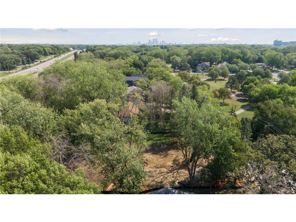 7310 Harold Avenue Golden Valley MN 55427 7040443 image12