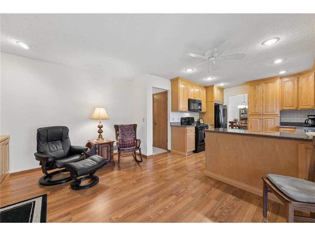 7312 Parkview Drive Mounds View MN 55112 7066152 image10