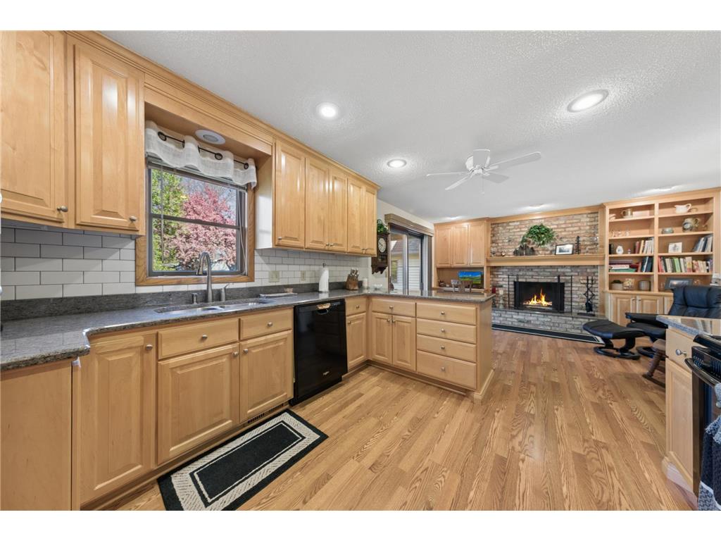 7312 Parkview Drive Mounds View MN 55112 7066152 image9