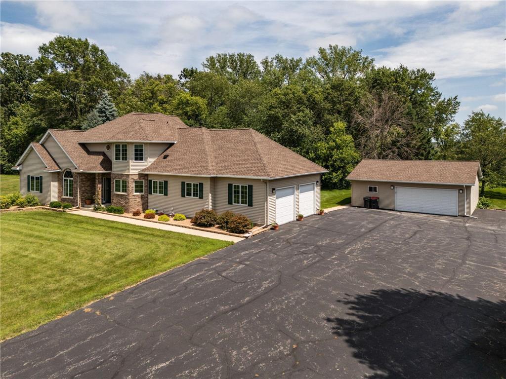 73134 185th Avenue Hayfield MN 55940 6757520 image1