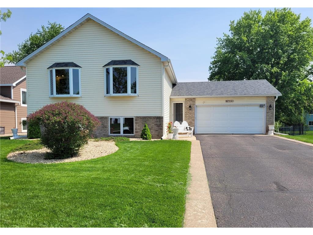 7314 Upper 157th Street W Apple Valley MN 55124 6534583 image1
