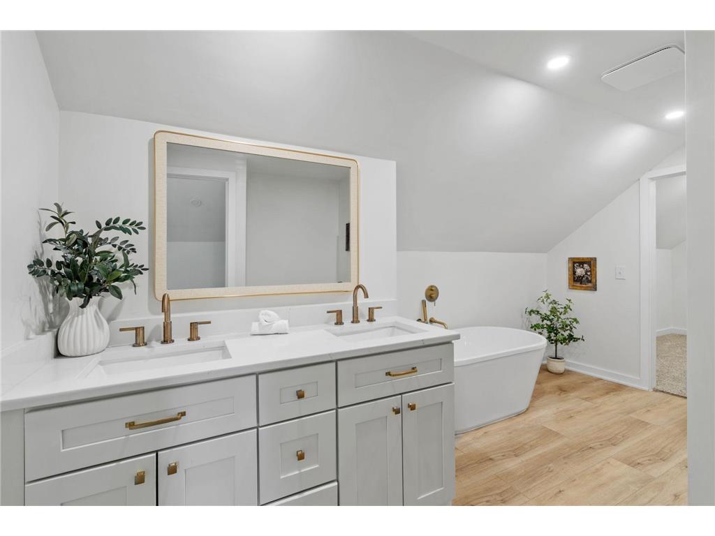 7315 Oakland Avenue Richfield MN 55423 7104109 image29