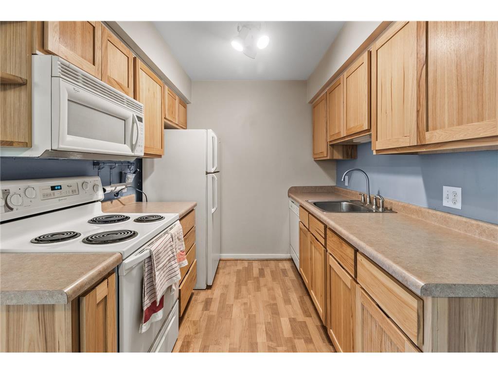 7318 W 22nd Street #210 Saint Louis Park MN 55426 6706946 image1