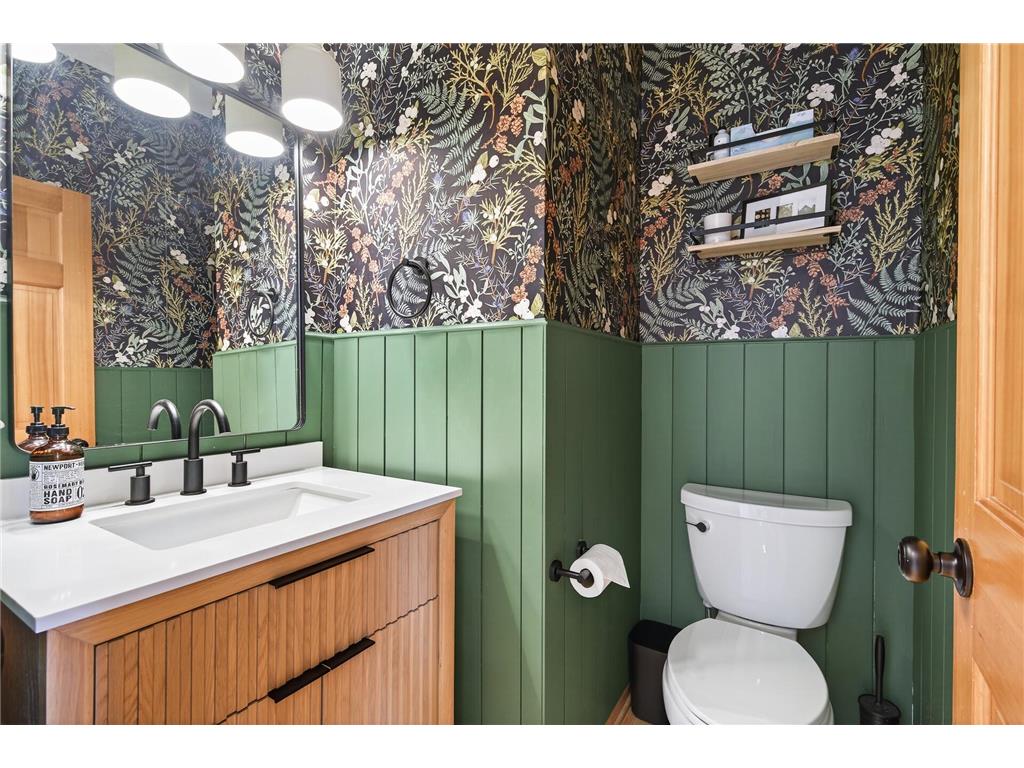 7319 Fawn Hill Road Chanhassen MN 55317 7049929 image32