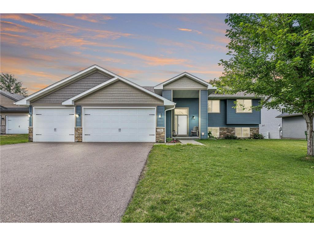 732 100th Court NE Blaine MN 55434 6394802 image1