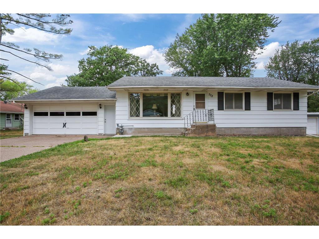 732 2nd Street SE, Forest Lake, MN, 55025 MLS 6394307 Edina Realty