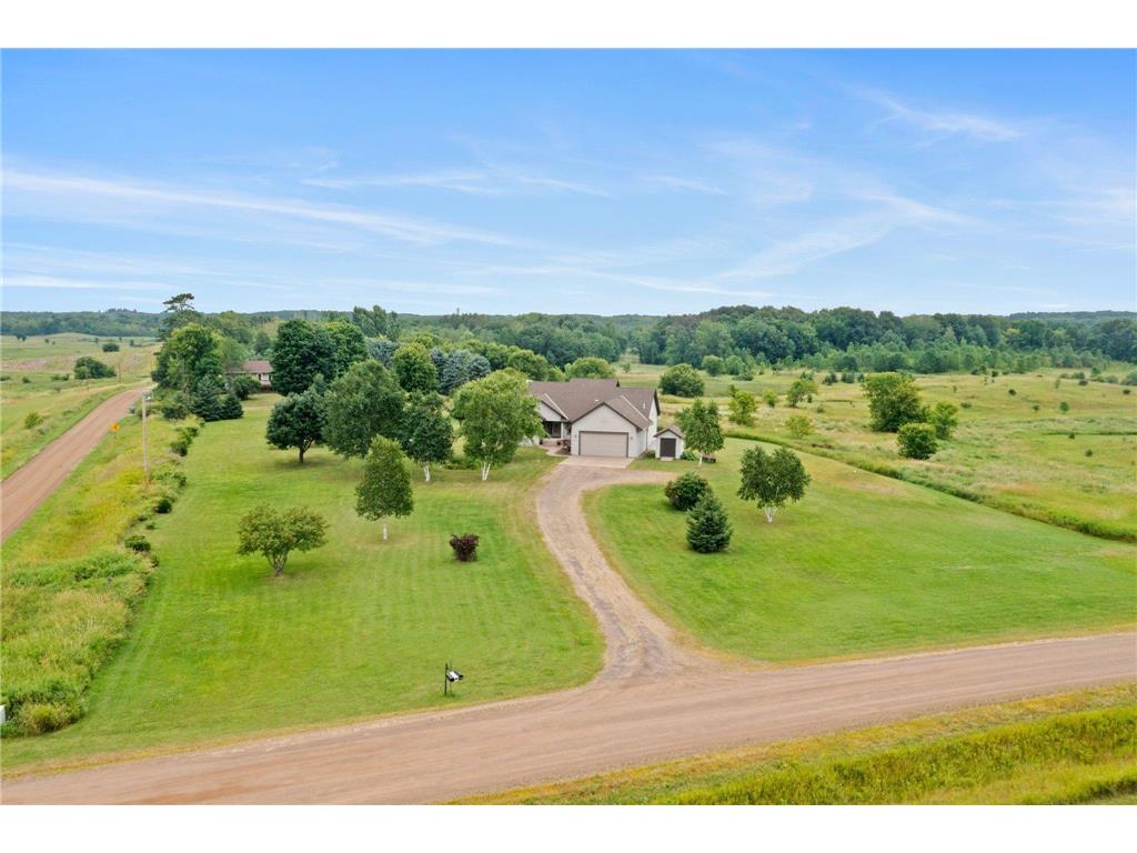 732 503rd Circle W Stanchfield MN 55080 6574155 image1