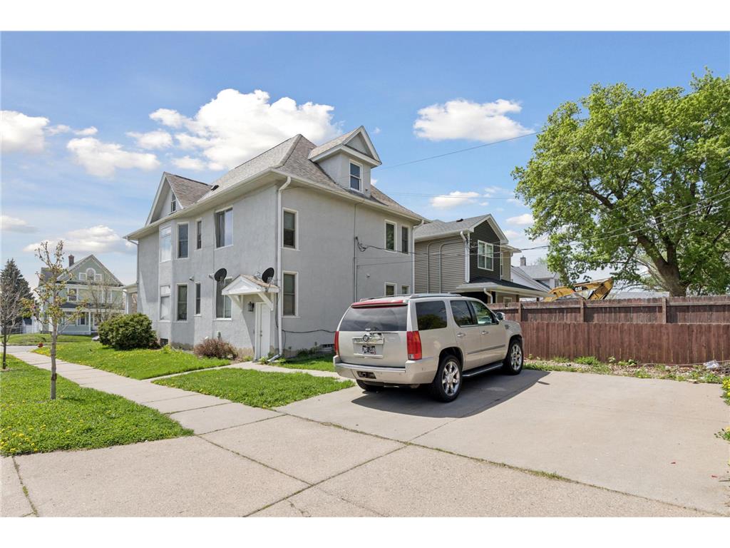 732 Jessamine Avenue E Saint Paul MN 55106 7070564 image16