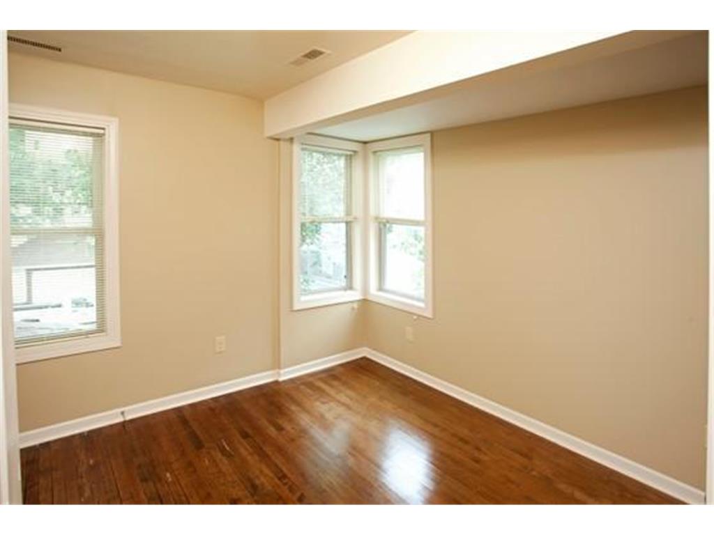732 Jessamine Avenue E Saint Paul MN 55106 7070564 image2