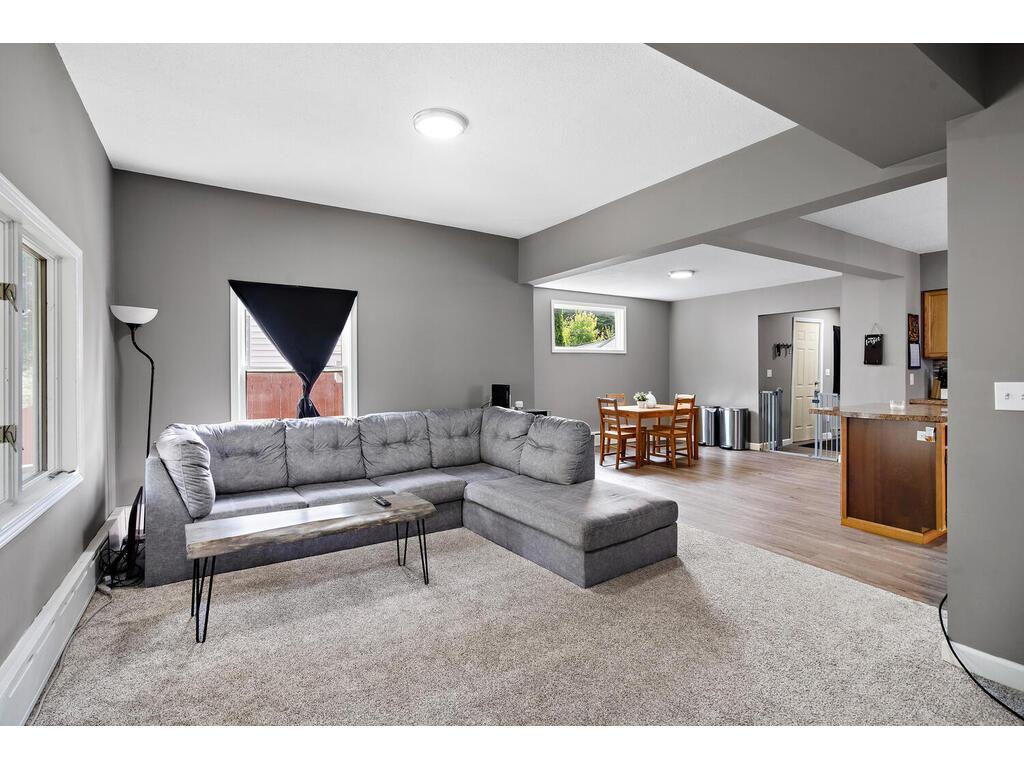 732 Lawson Avenue E Saint Paul MN 55106 6431351 image1