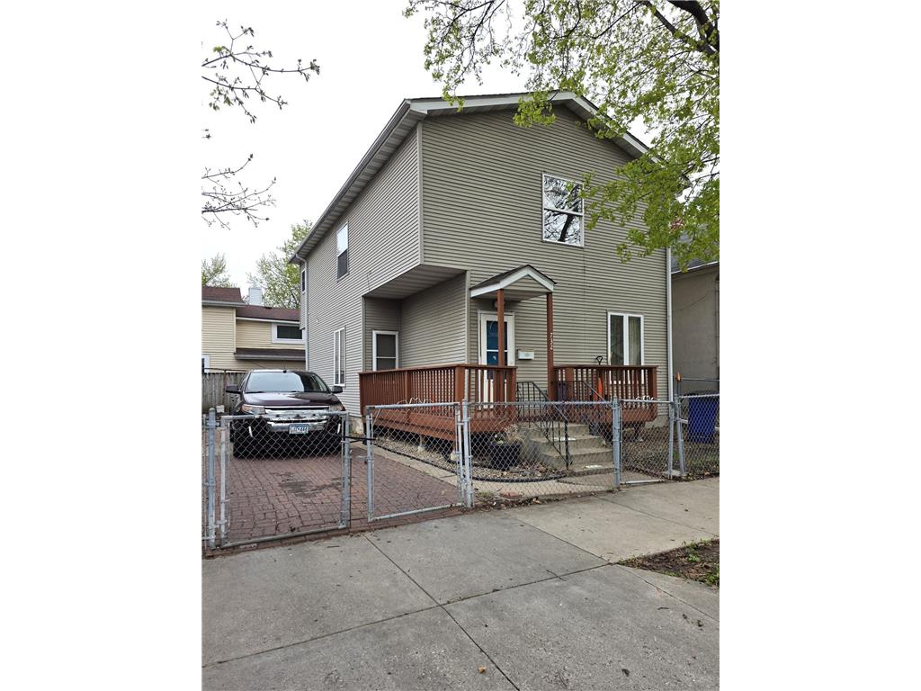 732 Randolph Avenue Saint Paul MN 55102 6717974 image1