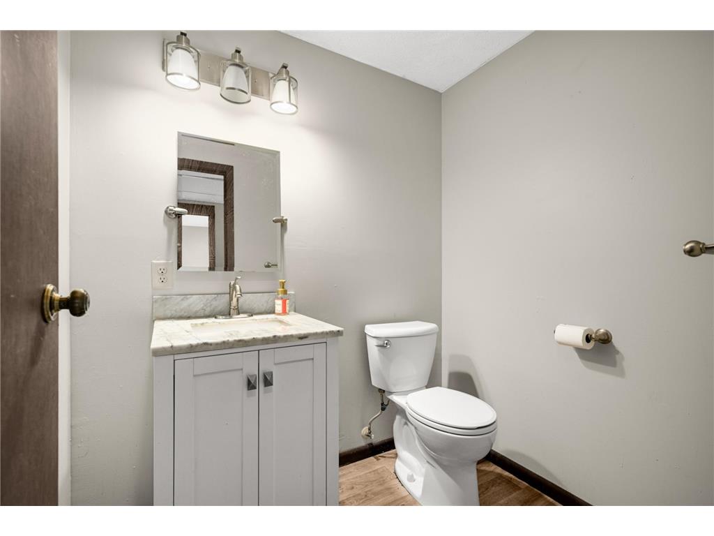 732 Rondo Avenue Saint Paul MN 55104 7053778 image23