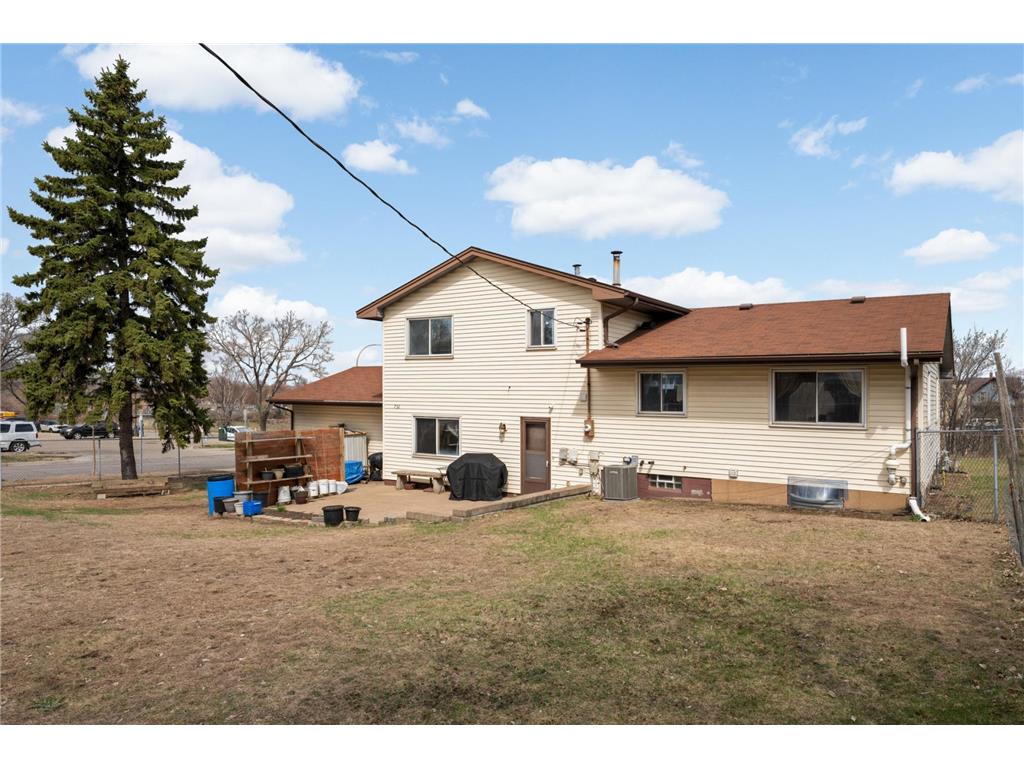 732 Rondo Avenue Saint Paul MN 55104 7053778 image29