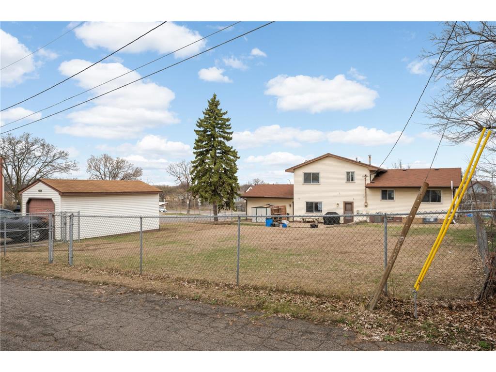 732 Rondo Avenue Saint Paul MN 55104 7053778 image32