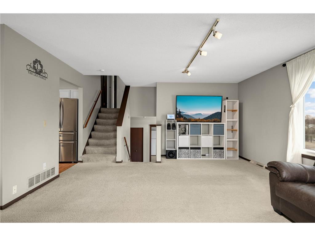 732 Rondo Avenue Saint Paul MN 55104 7053778 image4