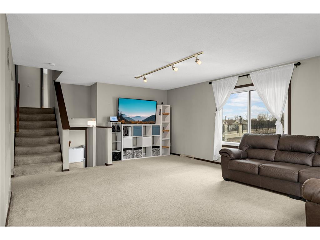732 Rondo Avenue Saint Paul MN 55104 7053778 image5
