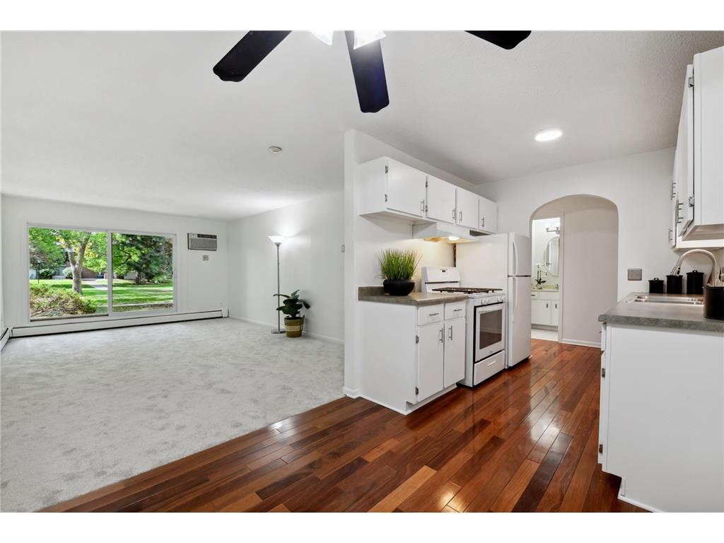 7320 York Avenue S 1122, Edina, MN, 55435 MLS 6250621 Edina Realty