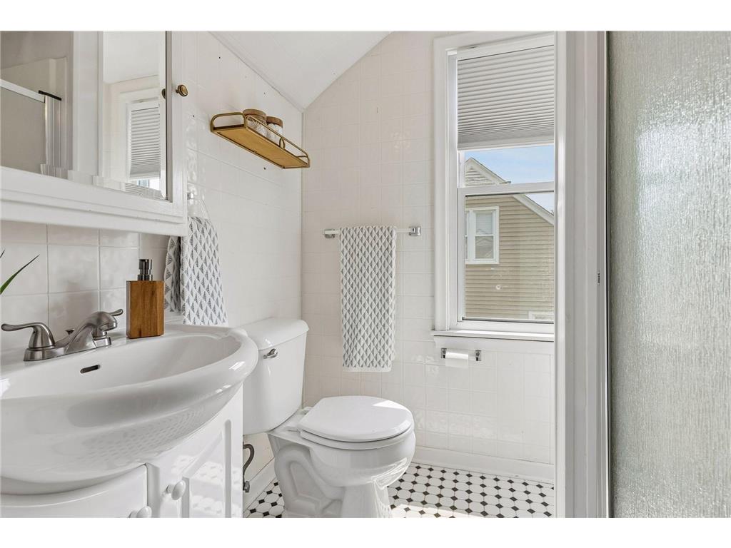 7321 Portland Avenue Richfield MN 55423 7035734 image29