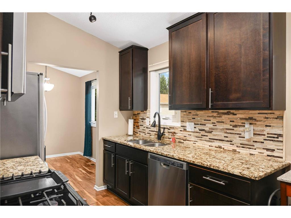 7321 Woodstock Curve Bloomington MN 55438 7049454 image13