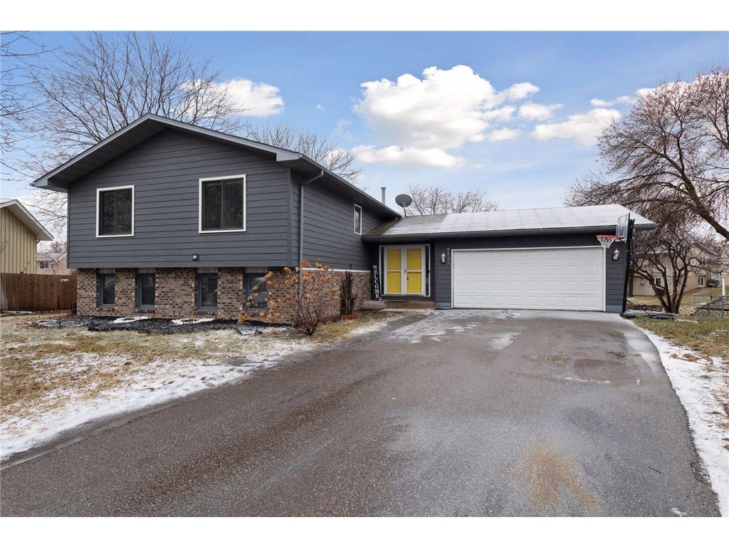 7325 Candlewood Drive Brooklyn Park MN 55445 6167912 image1