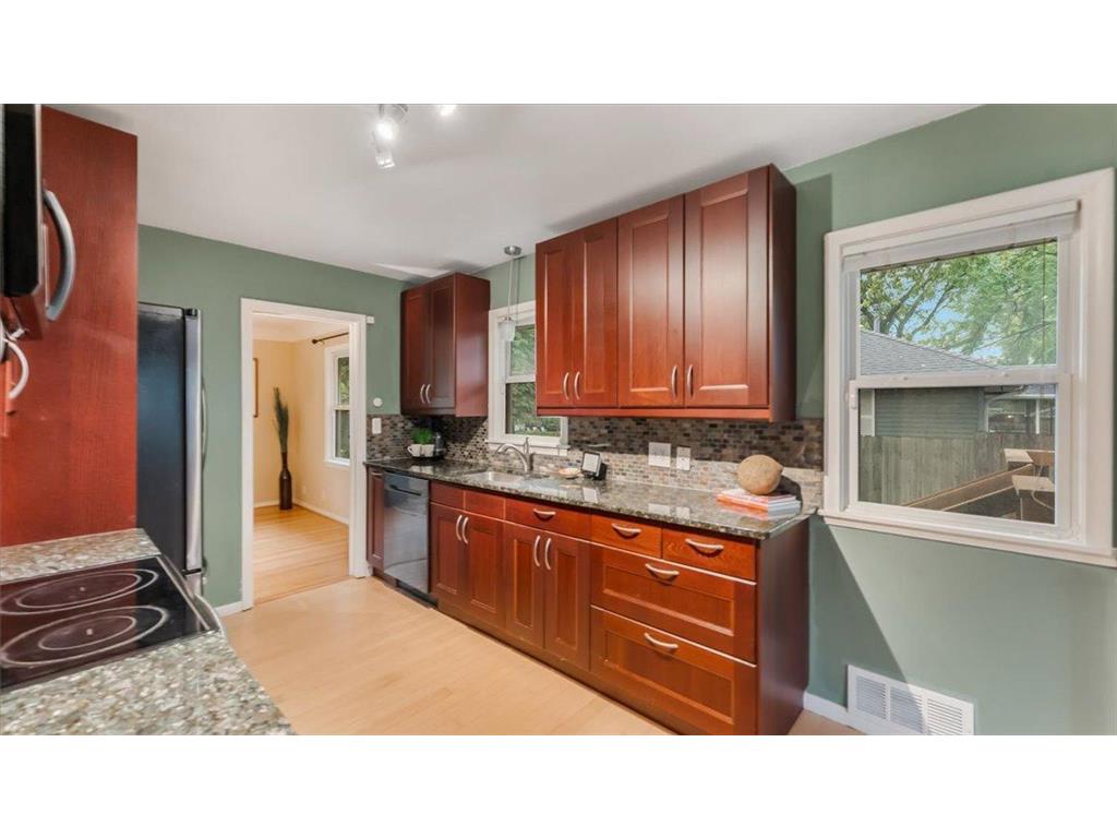 7326 11th Avenue S Richfield MN 55423 6791385 image10