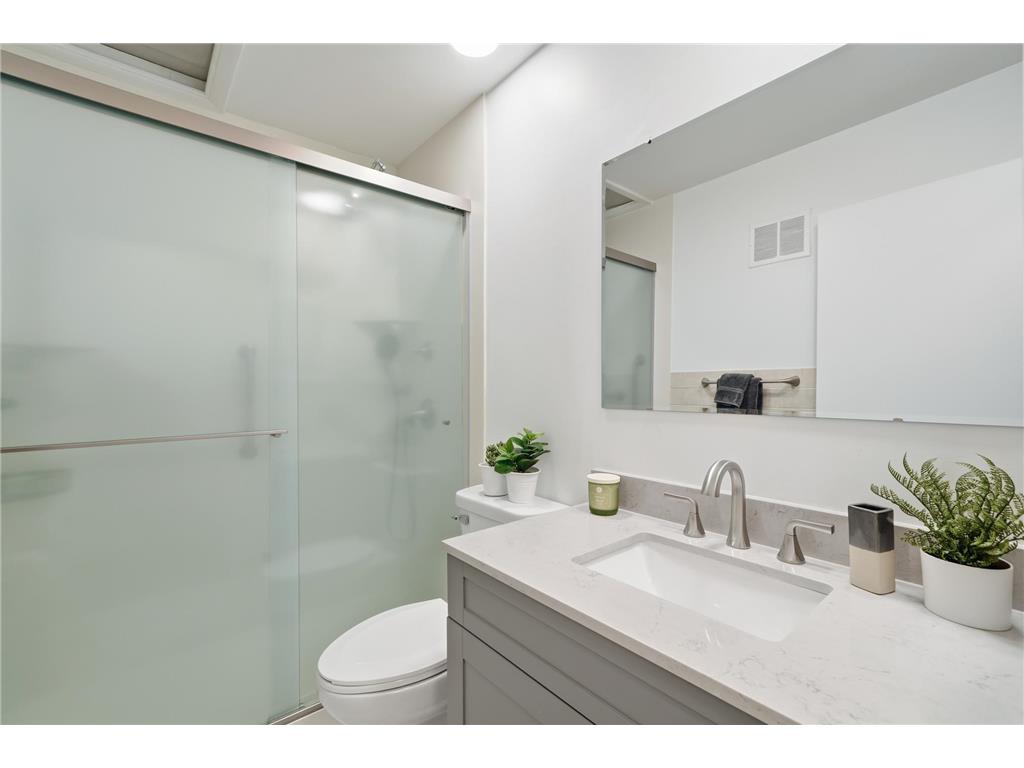 7329 Fremont Avenue S Richfield MN 55423 6808402 image24