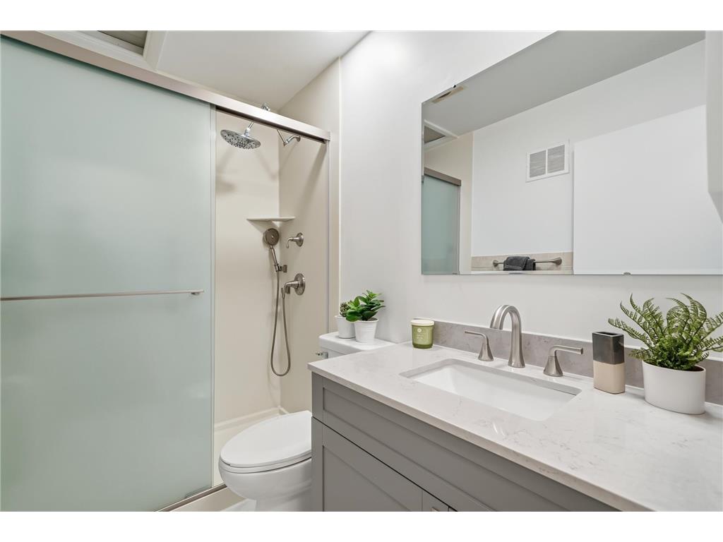 7329 Fremont Avenue S Richfield MN 55423 6808402 image25