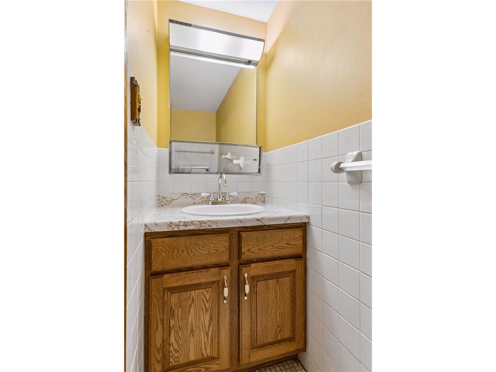 7329 W Franklin Avenue Saint Louis Park MN 55426 7079773 image17