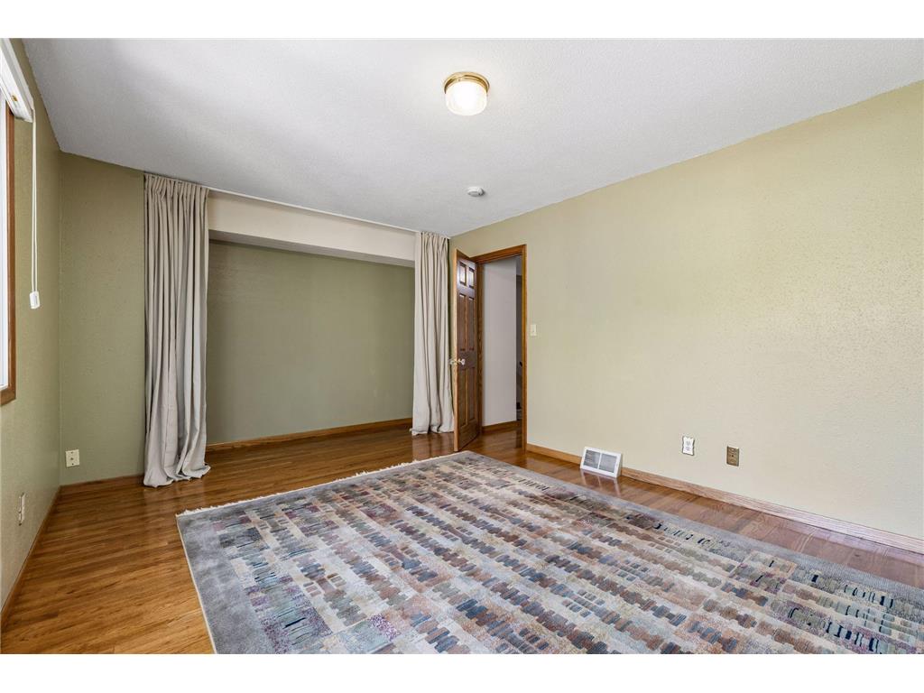7329 W Franklin Avenue Saint Louis Park MN 55426 7079773 image22