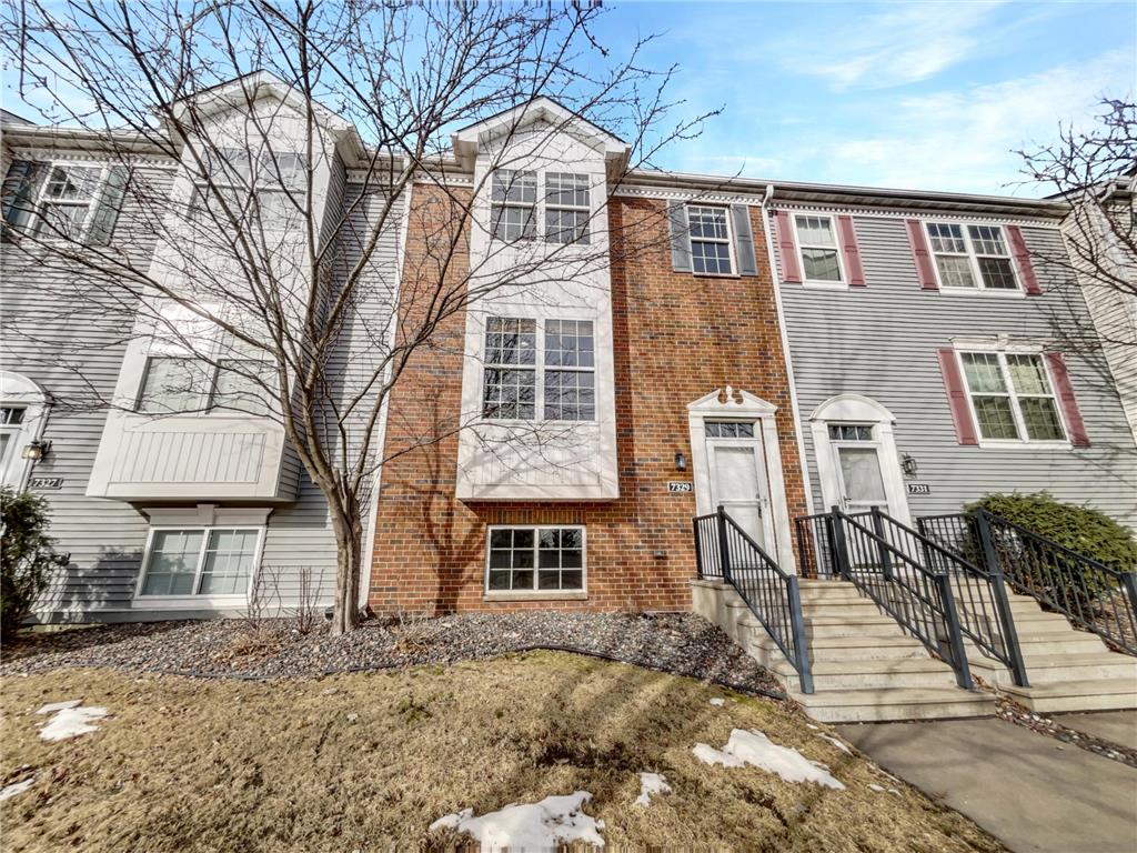 7329 Zane Avenue N Brooklyn Park MN 55443 6683281 image1