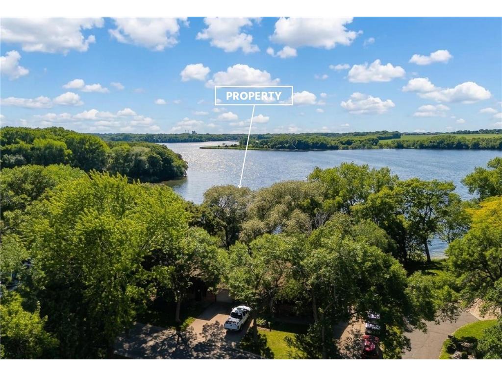 733 11th Street NW Willmar MN 56201 - Foot 7095424 image2