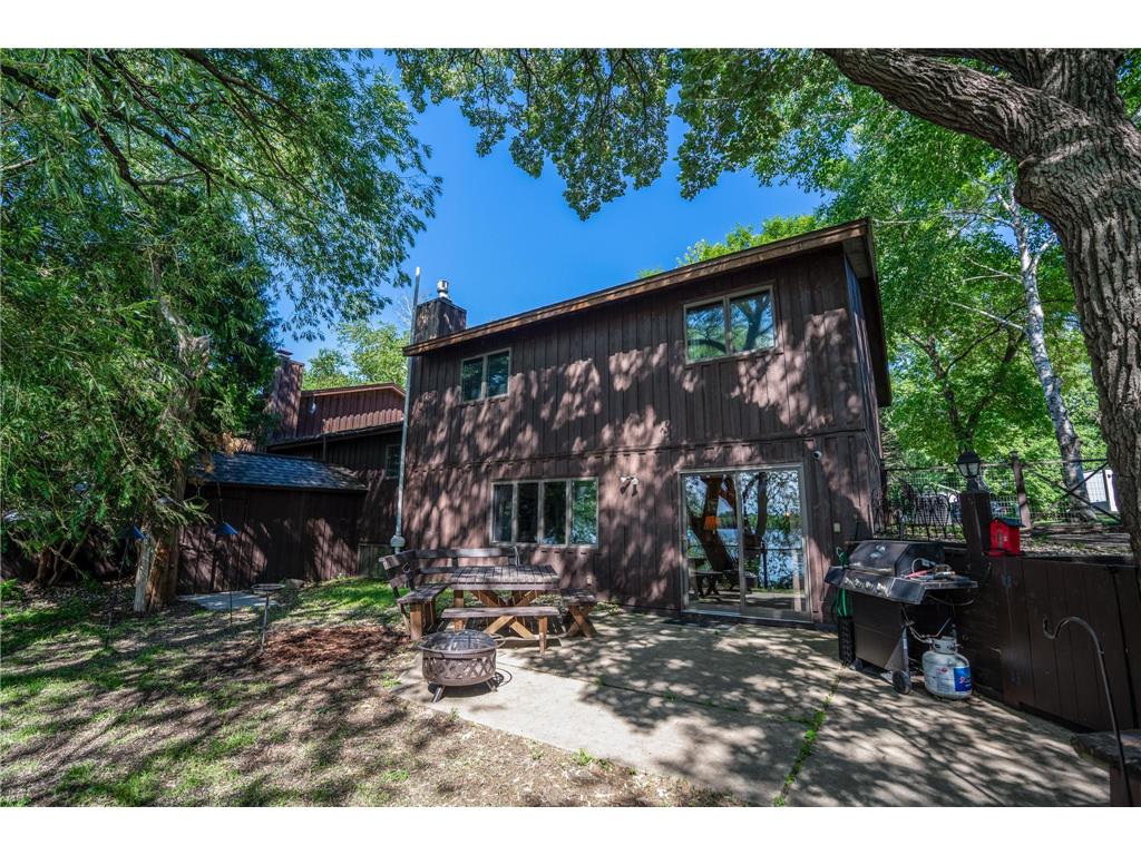 733 11th Street NW Willmar MN 56201 - Foot 7095424 image3
