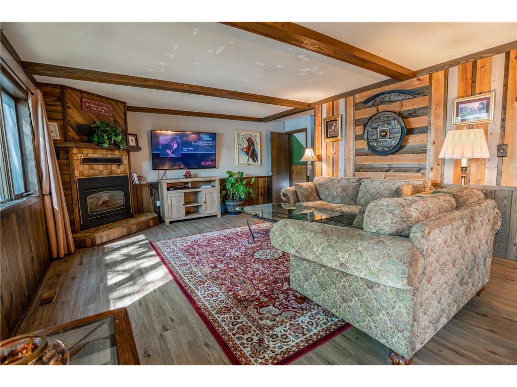 733 11th Street NW Willmar MN 56201 - Foot 7095424 image9