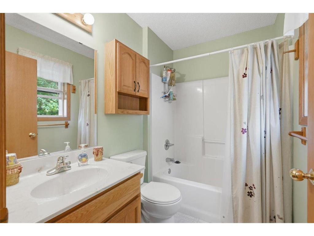 733 220th Street Osceola WI 54020 7089481 image25